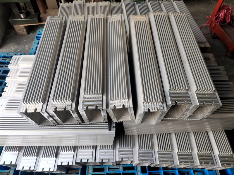 小黄片入口链接开模厂家
